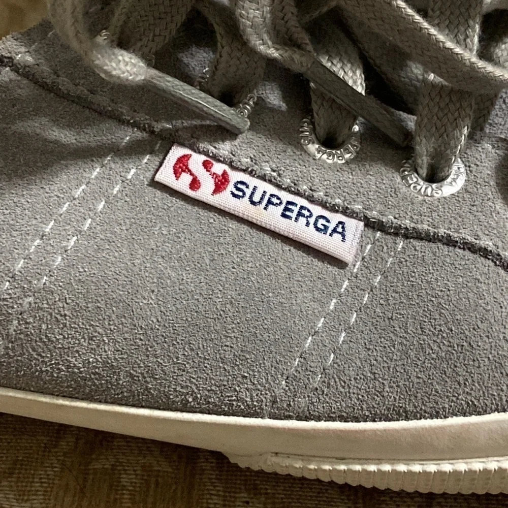 Superga gray tennis shoe!!